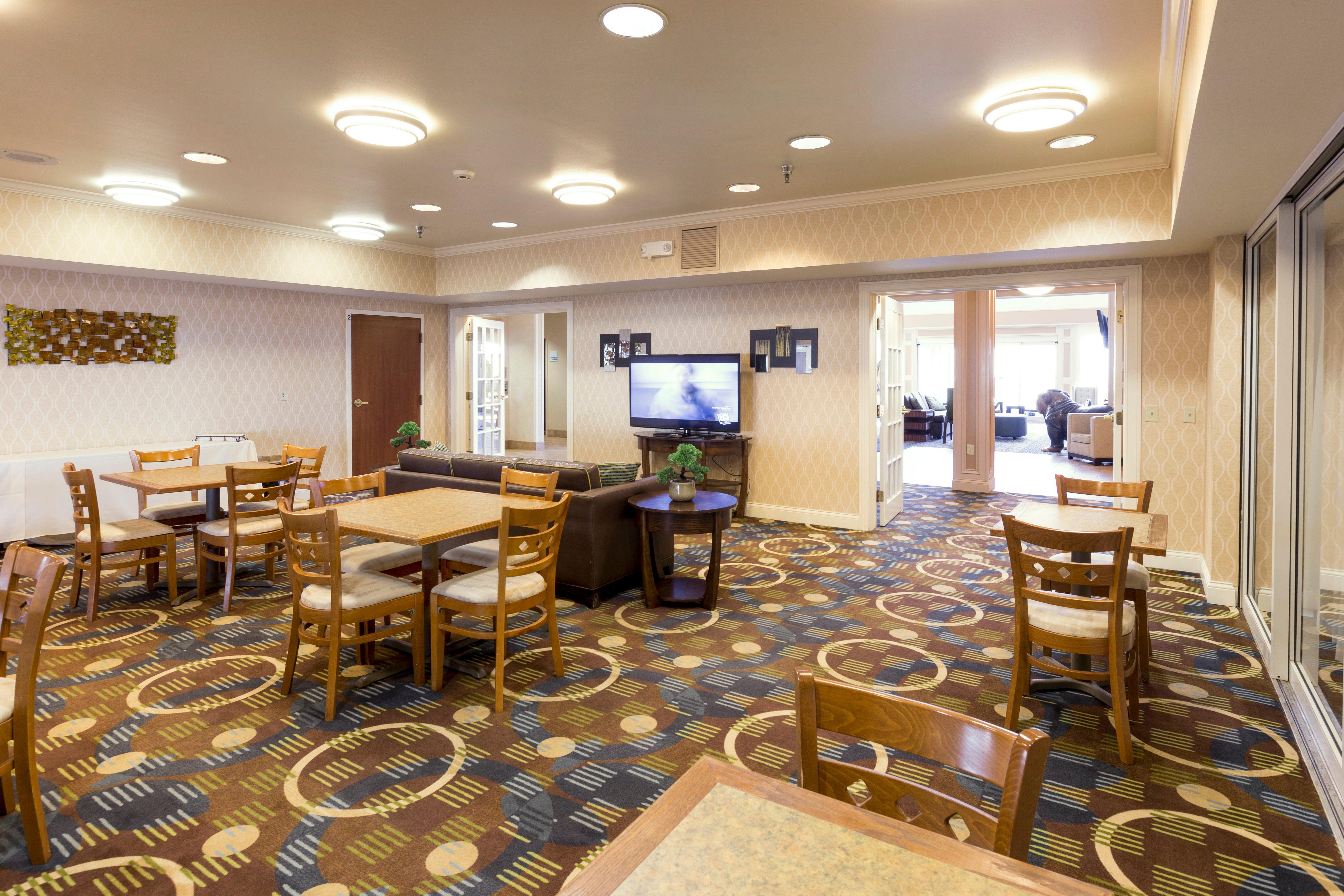 Holiday Inn Express Hotel & Suites-Saint Joseph By Ihg Екстер'єр фото