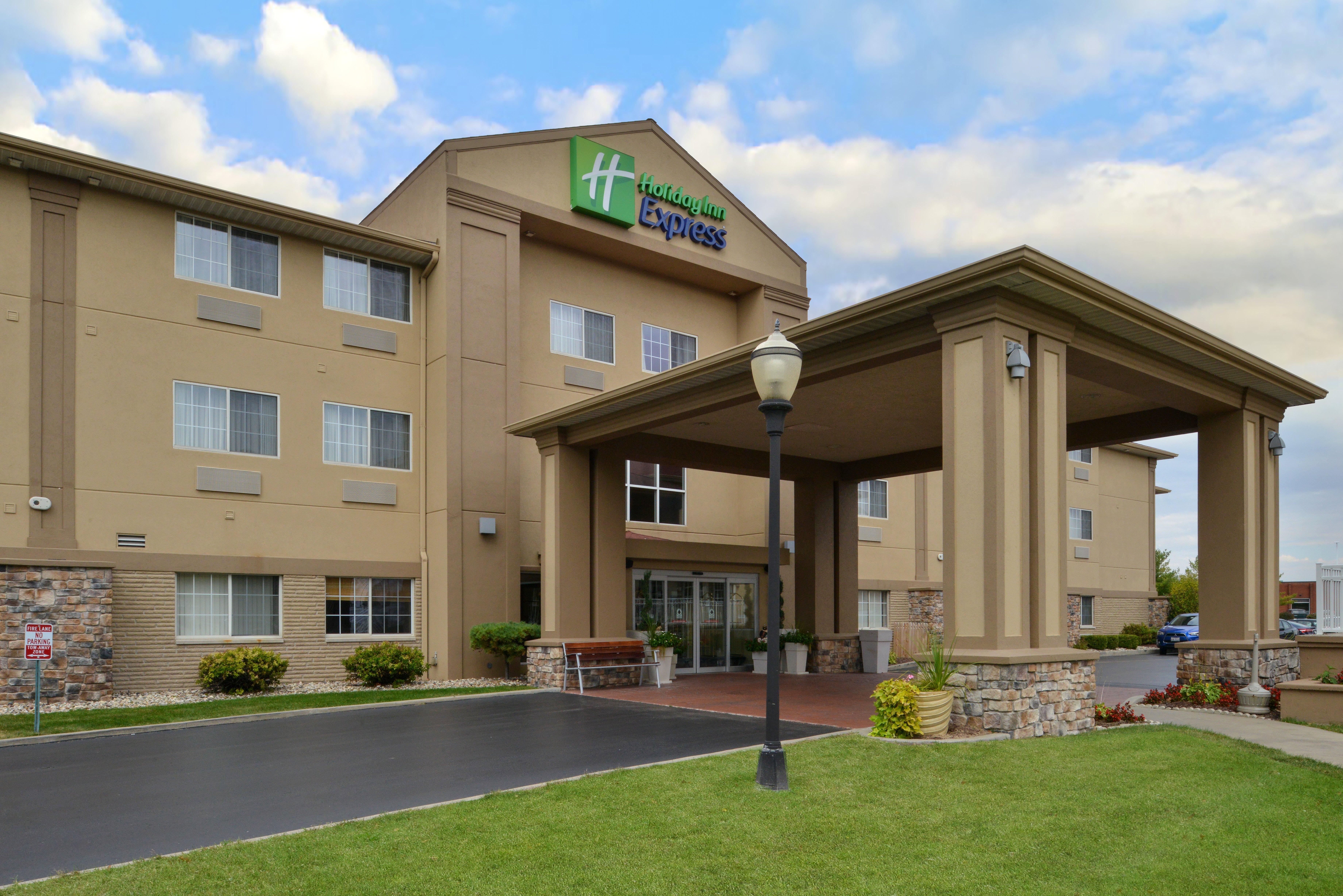 Holiday Inn Express Hotel & Suites-Saint Joseph By Ihg Екстер'єр фото