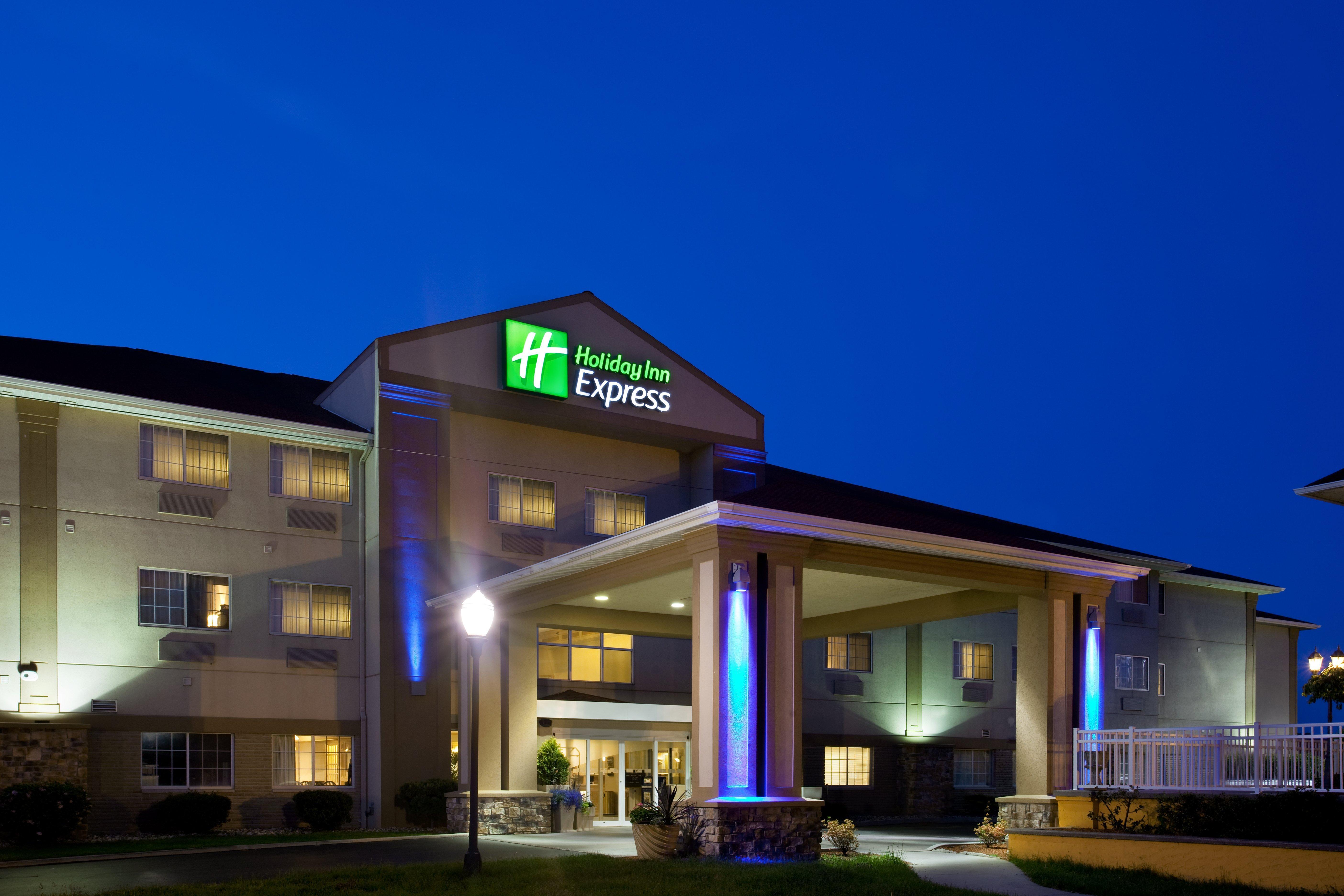Holiday Inn Express Hotel & Suites-Saint Joseph By Ihg Екстер'єр фото