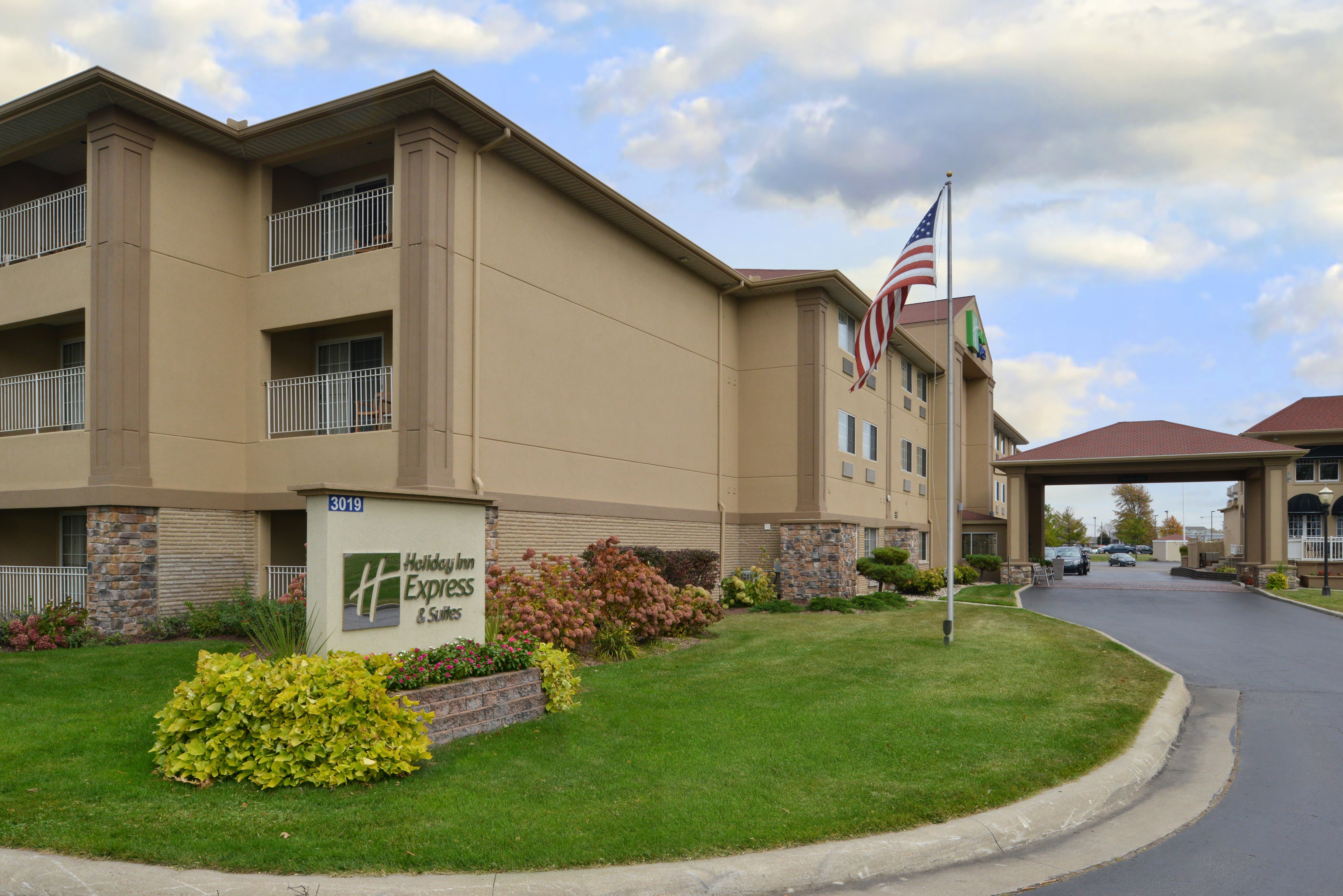 Holiday Inn Express Hotel & Suites-Saint Joseph By Ihg Екстер'єр фото
