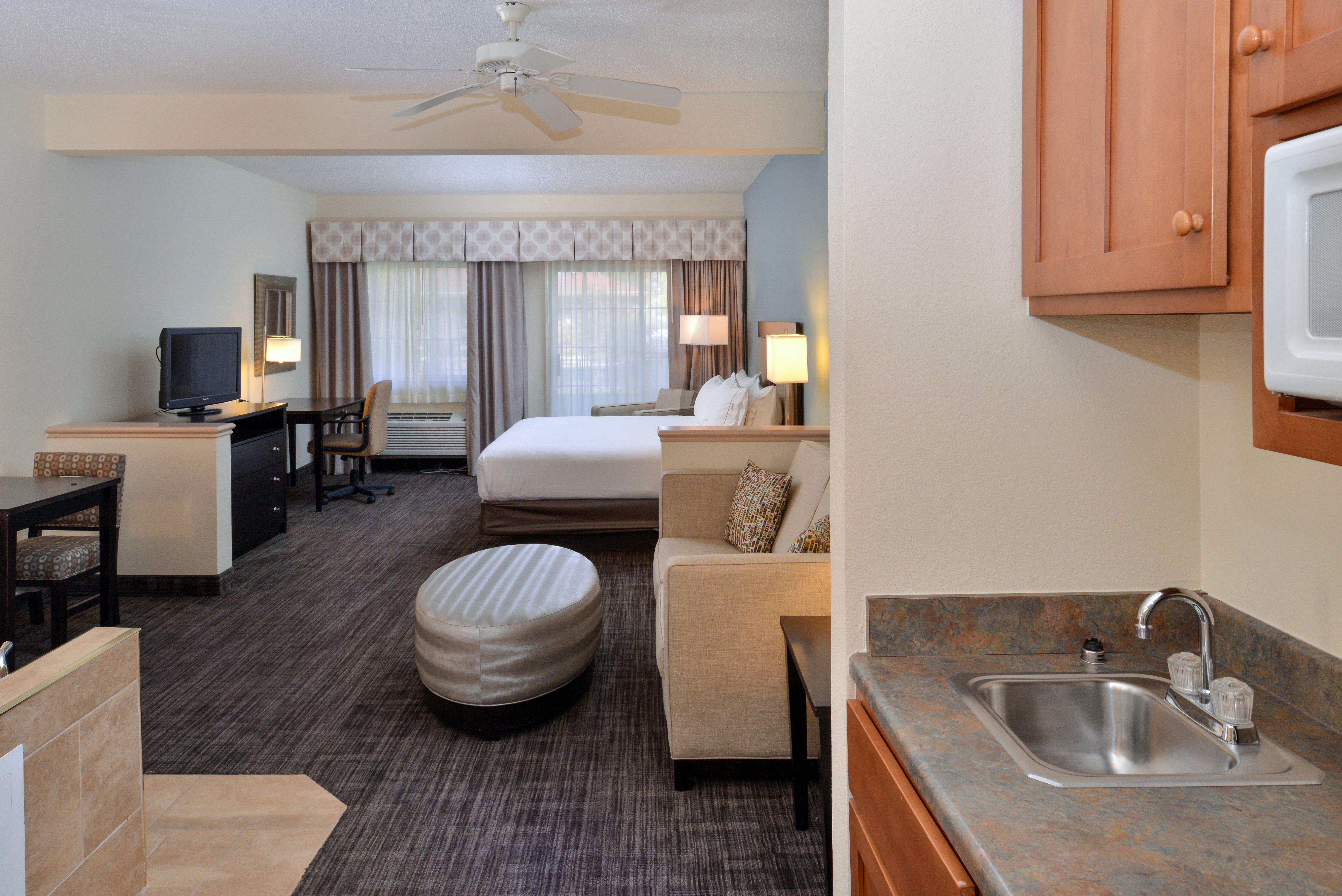 Holiday Inn Express Hotel & Suites-Saint Joseph By Ihg Екстер'єр фото