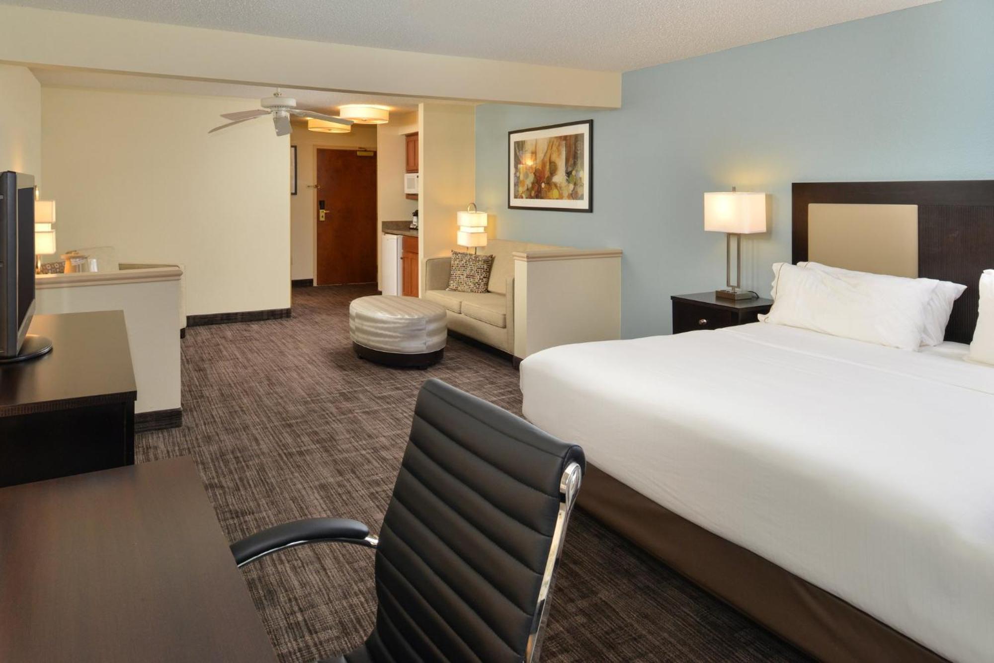 Holiday Inn Express Hotel & Suites-Saint Joseph By Ihg Екстер'єр фото